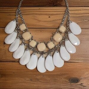 Y2K Teardrop Beaded Statement Necklace Bib Acrylic Chunky Silver Tone White Tan